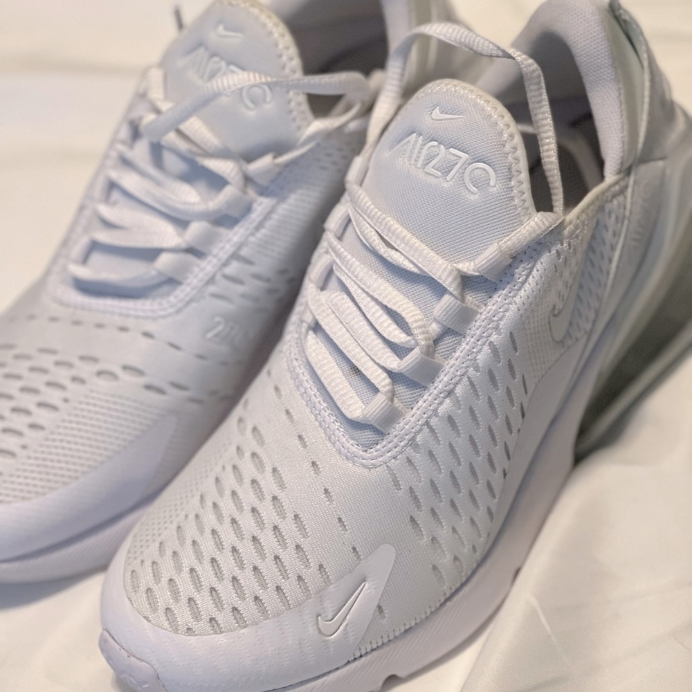 Nike Air 270, like new!